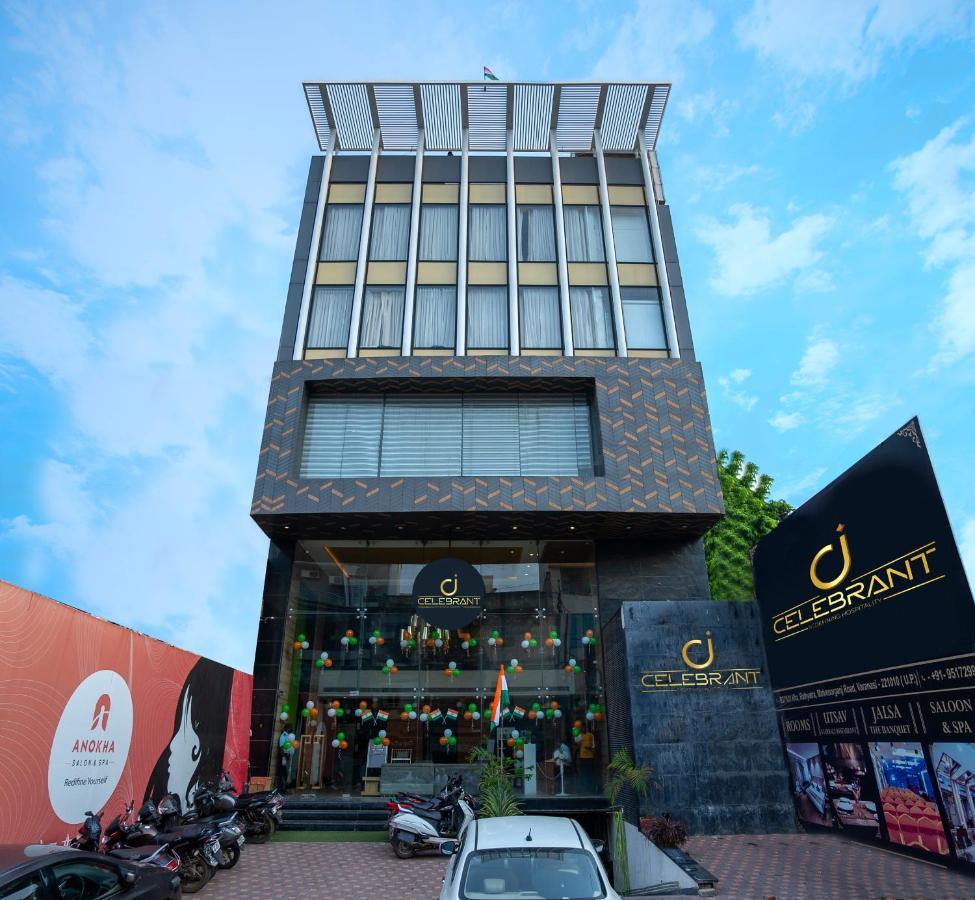 Celebrant Hotel Варанаси Екстериор снимка